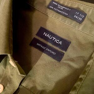 Men’s Nautica olive green button down dress shirt 34/35